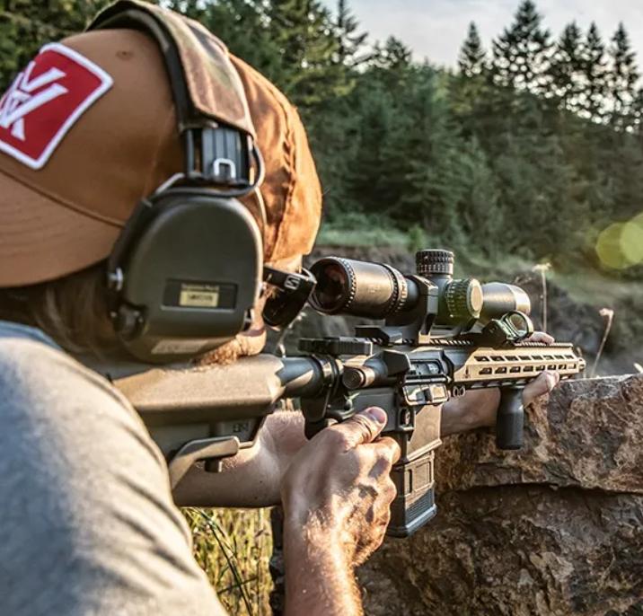 Visor táctico Vortex Viper PST Gen2 3-15x44 MOA EBR7C
